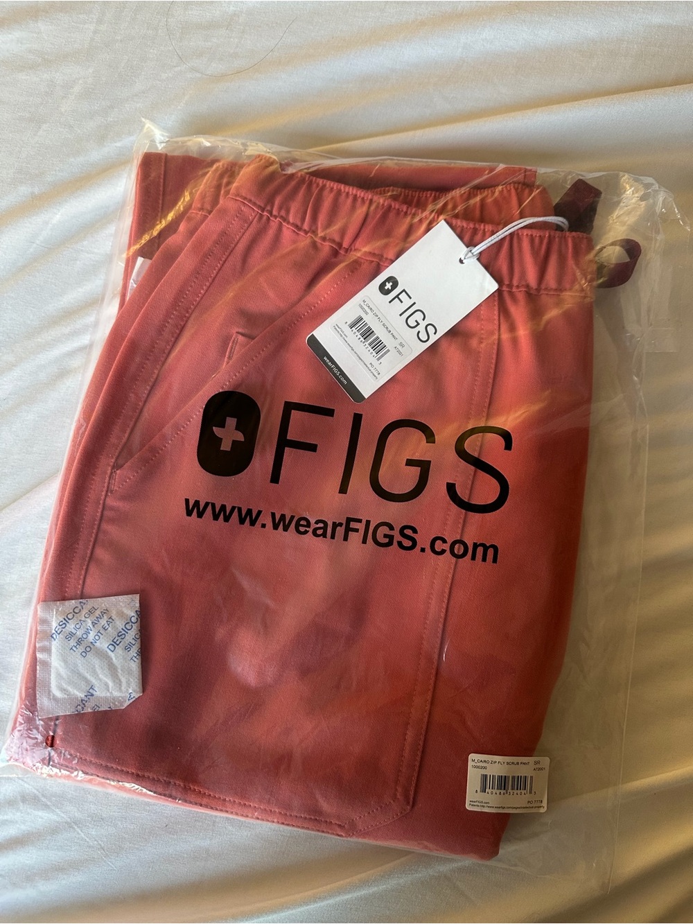 NWT FIGS Cairo Cargo Zip Fly Scrub Pants Size Small